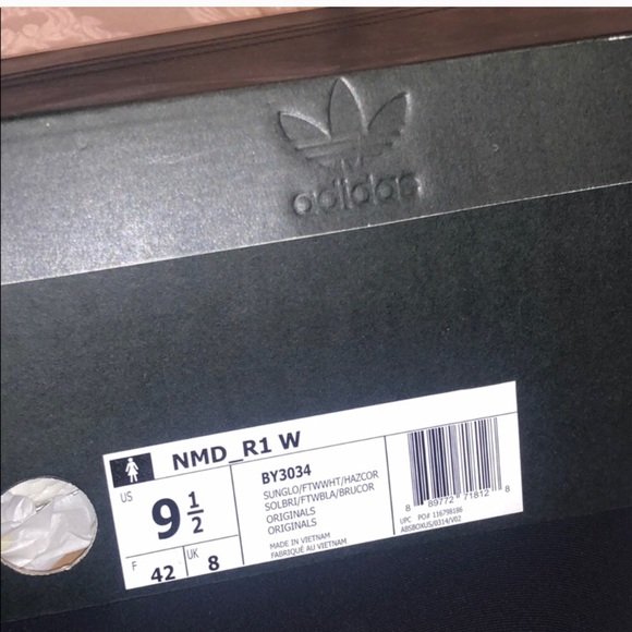 Adidas NMD R1 - Picture 3 of 3